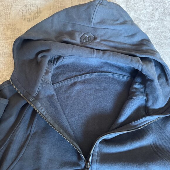 Lululemon Scuba Oversized Half-Zip Hoodie - Picture 8 of 12